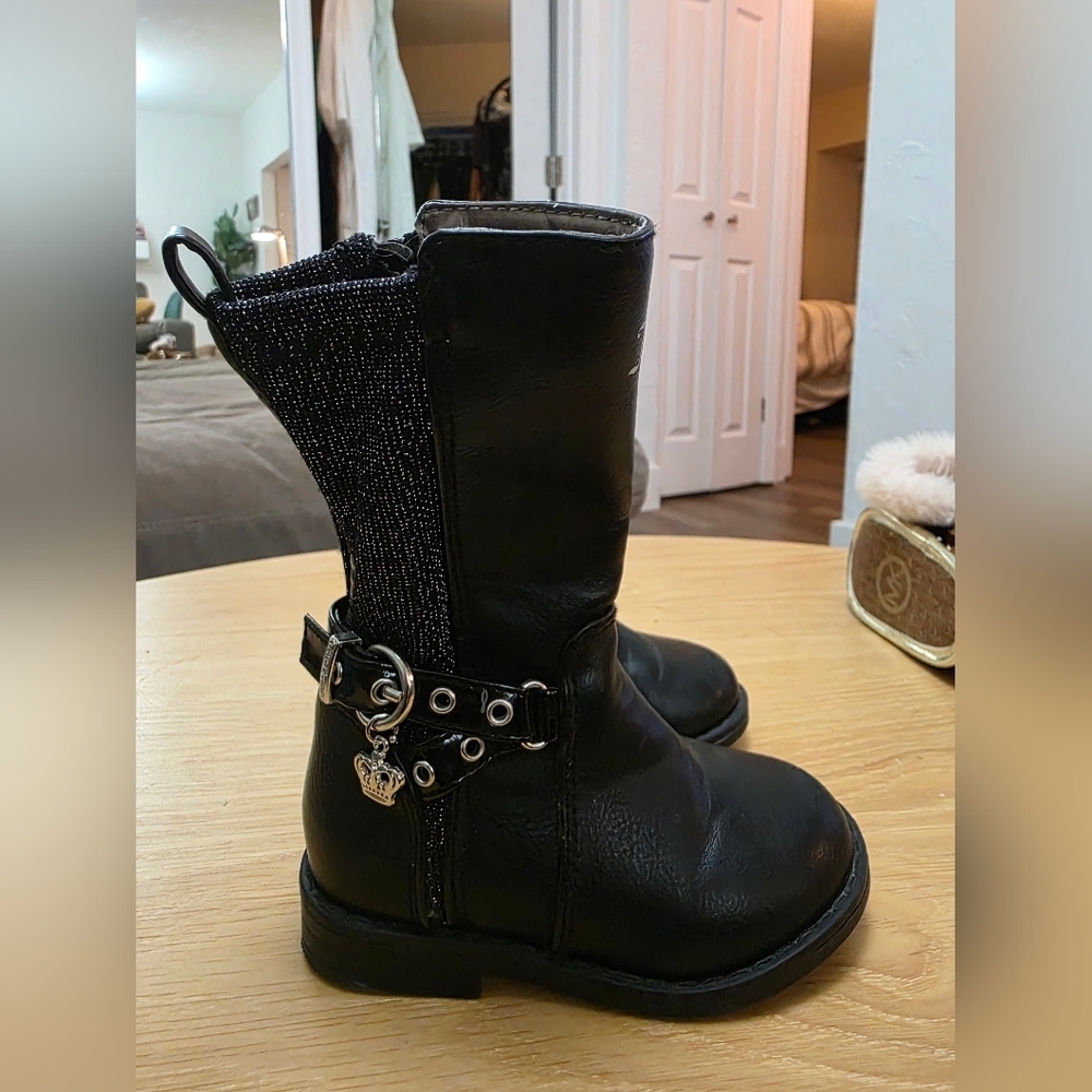 JUICY COUTURE BABY/TODDLER Black Leather Boots with Silver Accents